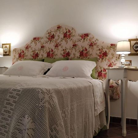 Bed and Breakfast Da Rosali Сорренто Екстер'єр фото