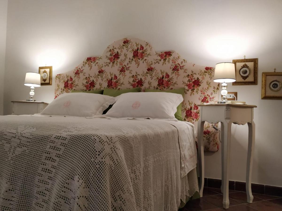 Bed and Breakfast Da Rosali Сорренто Екстер'єр фото