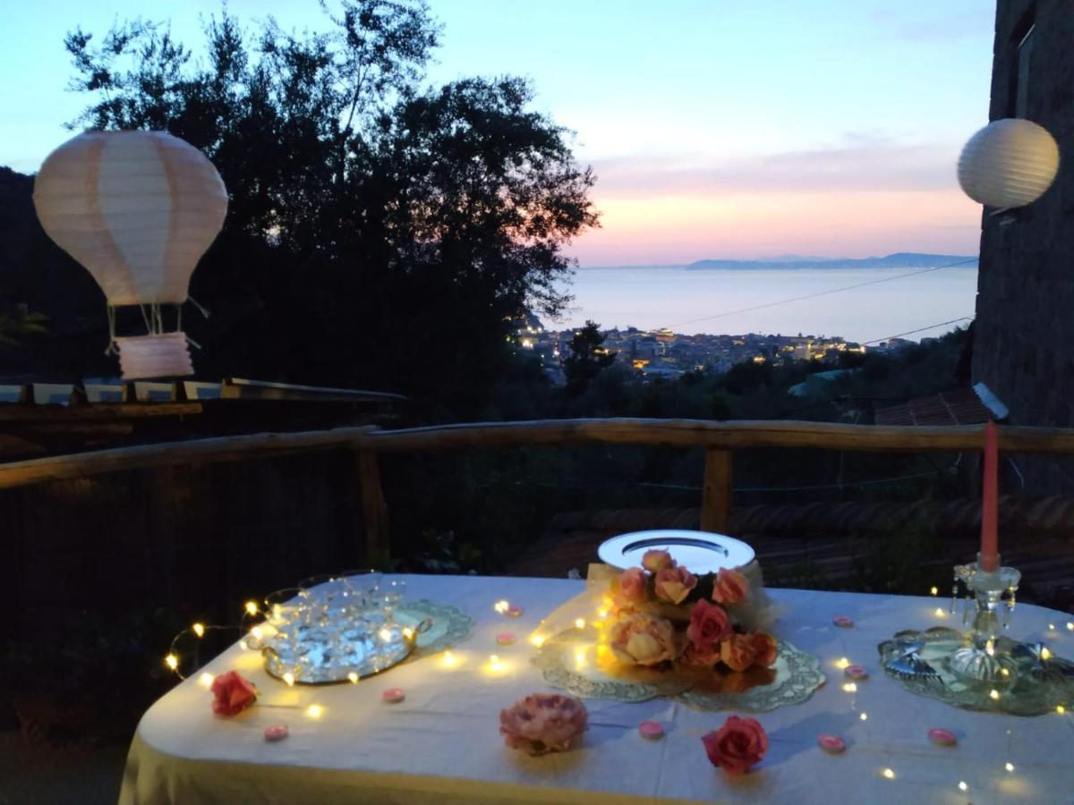 Bed and Breakfast Da Rosali Сорренто Екстер'єр фото